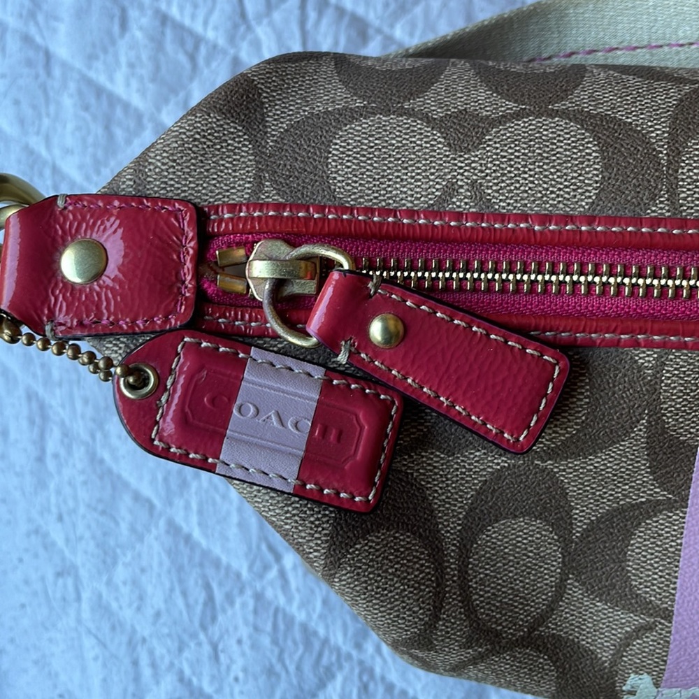 Coach Mini Signature Handbag - Picture 3 of 6